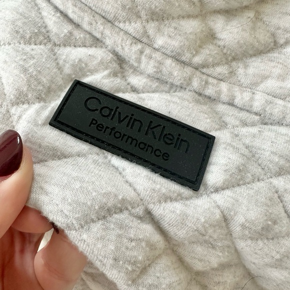 🩶 Calvin Klein Gray Half Zip Hoodie +FREE GIFT! - Picture 4 of 6